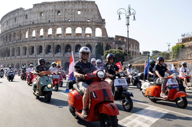 Vespa riders take to roads in Rome to mark 80th birthday