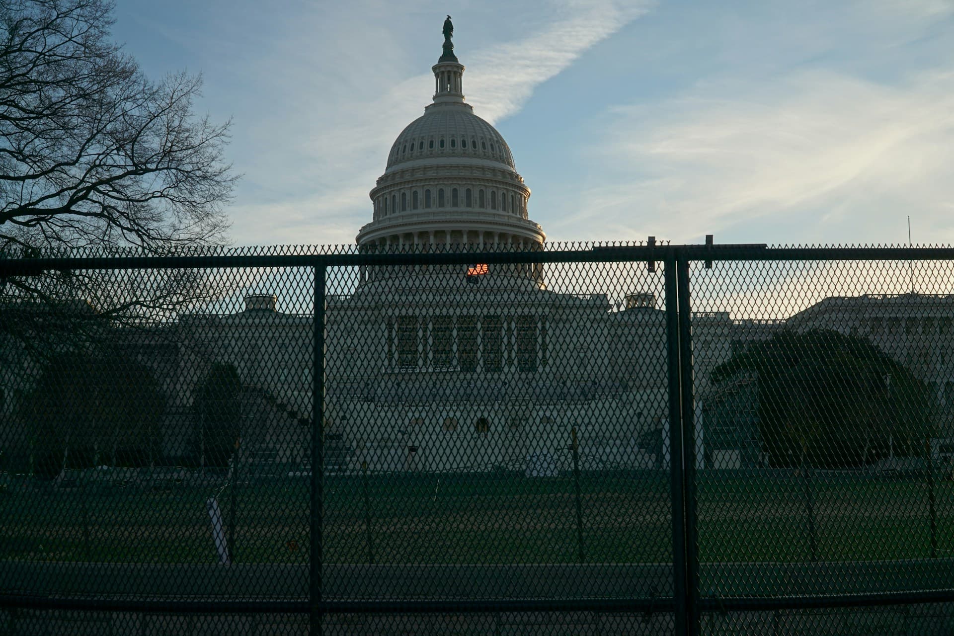 Congress CBDC Ban Push Puts Stablecoin Policy Back In The Spotlight