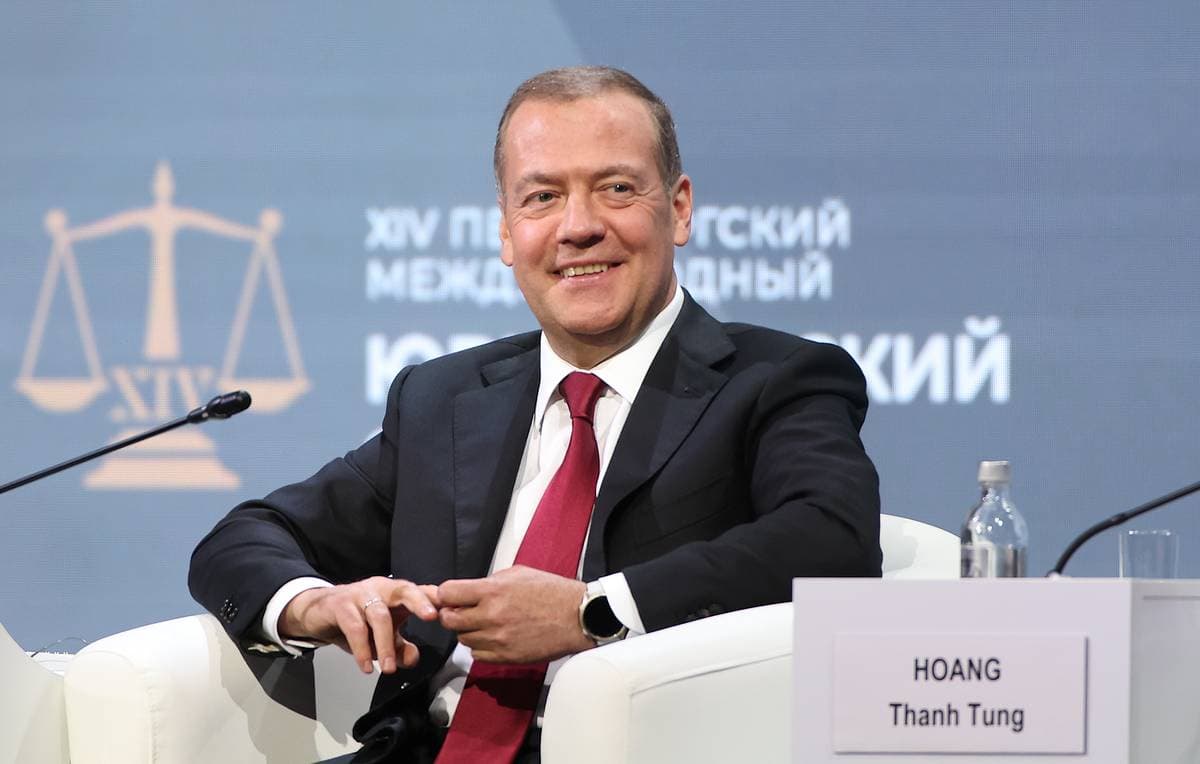 Medvedev describes Western interference in Armenian election campaign as unprecedented