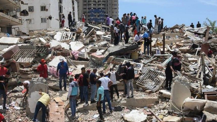 Venezuela quake death toll climbs to 1,430 as aftershocks hamper rescue efforts
