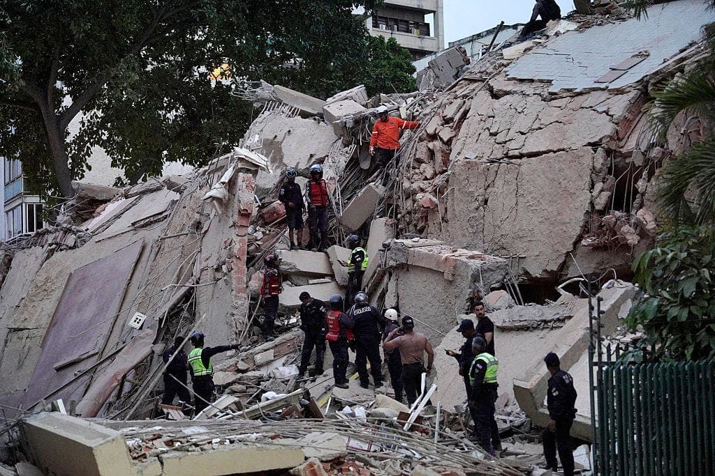 Fort Myers community unites to support Venezuela following earthquakes