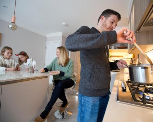 Ministers urged to curb energy costs as Great British homes face 13% bill surge