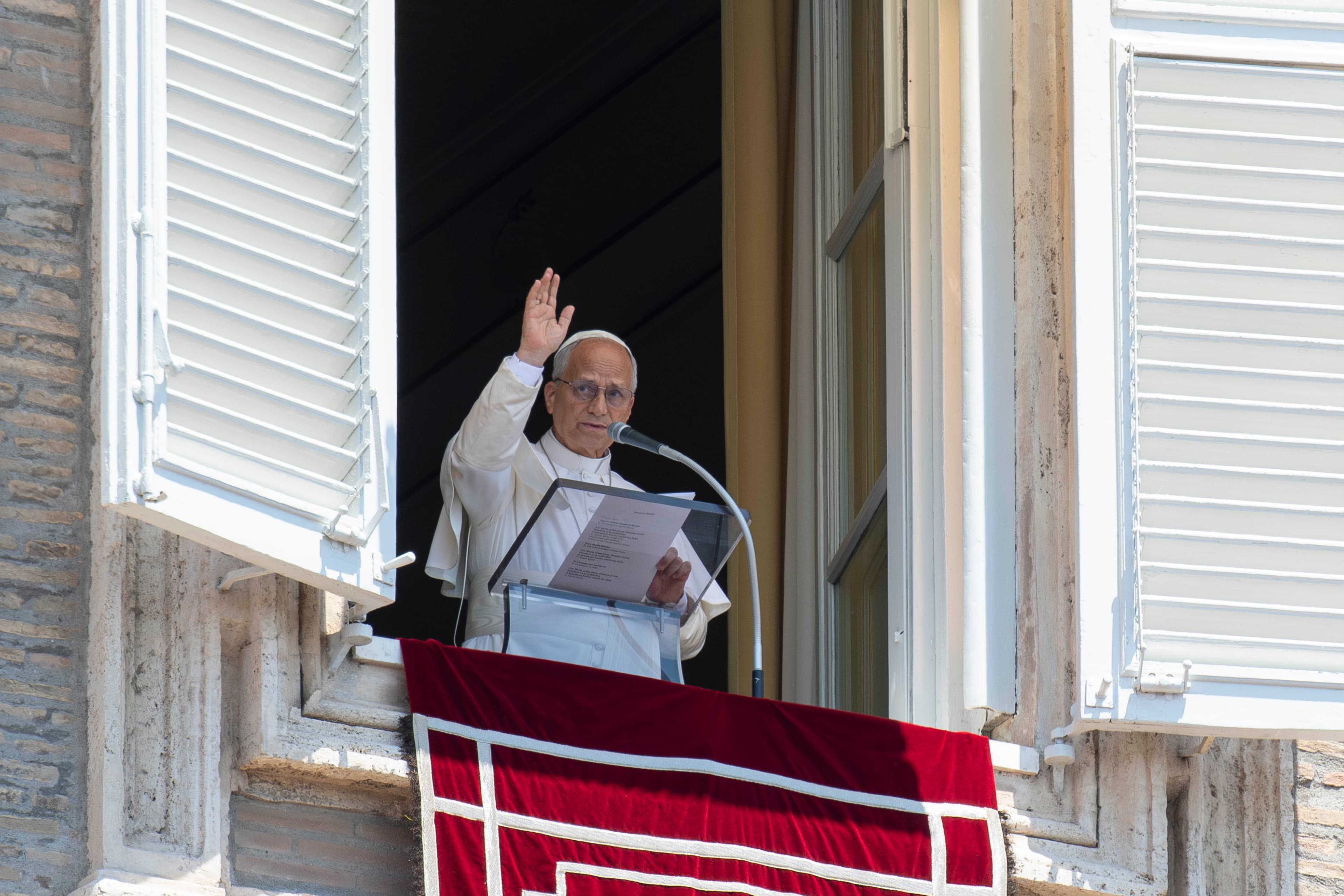 Pope Leo XIV prays for Venezuela quake victims at Angelus