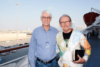 Tributes paid to Operation Mobilisation co-founder Dale Rhoton