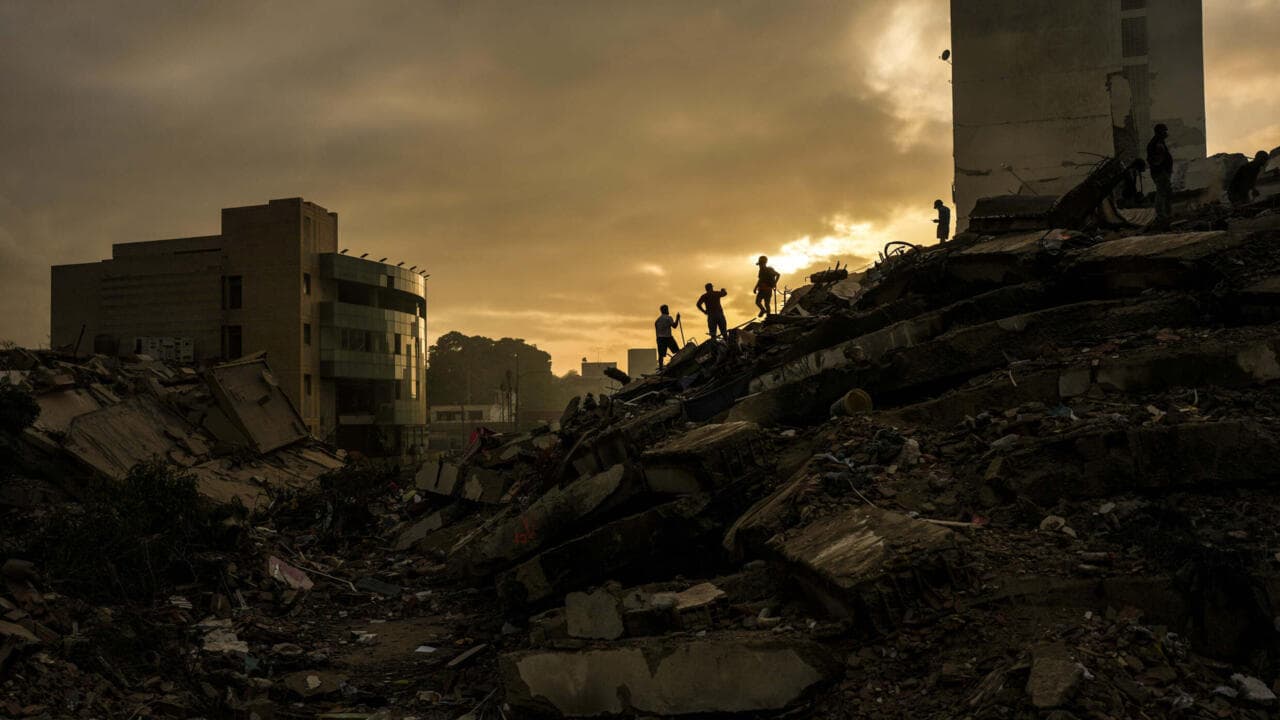 'What are they waiting for?': Frustration grows at govt reponse as Venezuela quake death toll rises
