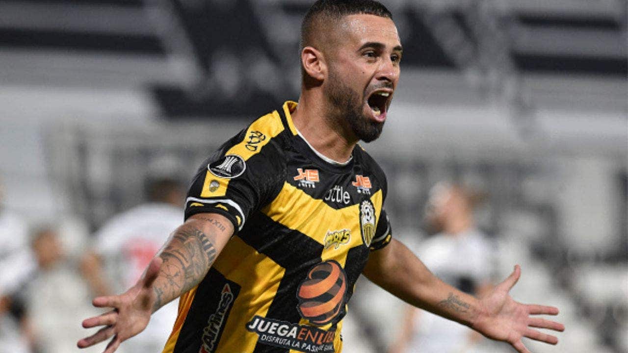 Argentine soccer player Lucas Trejo loses wife, two children in Venezuela earthquake building collapse: report